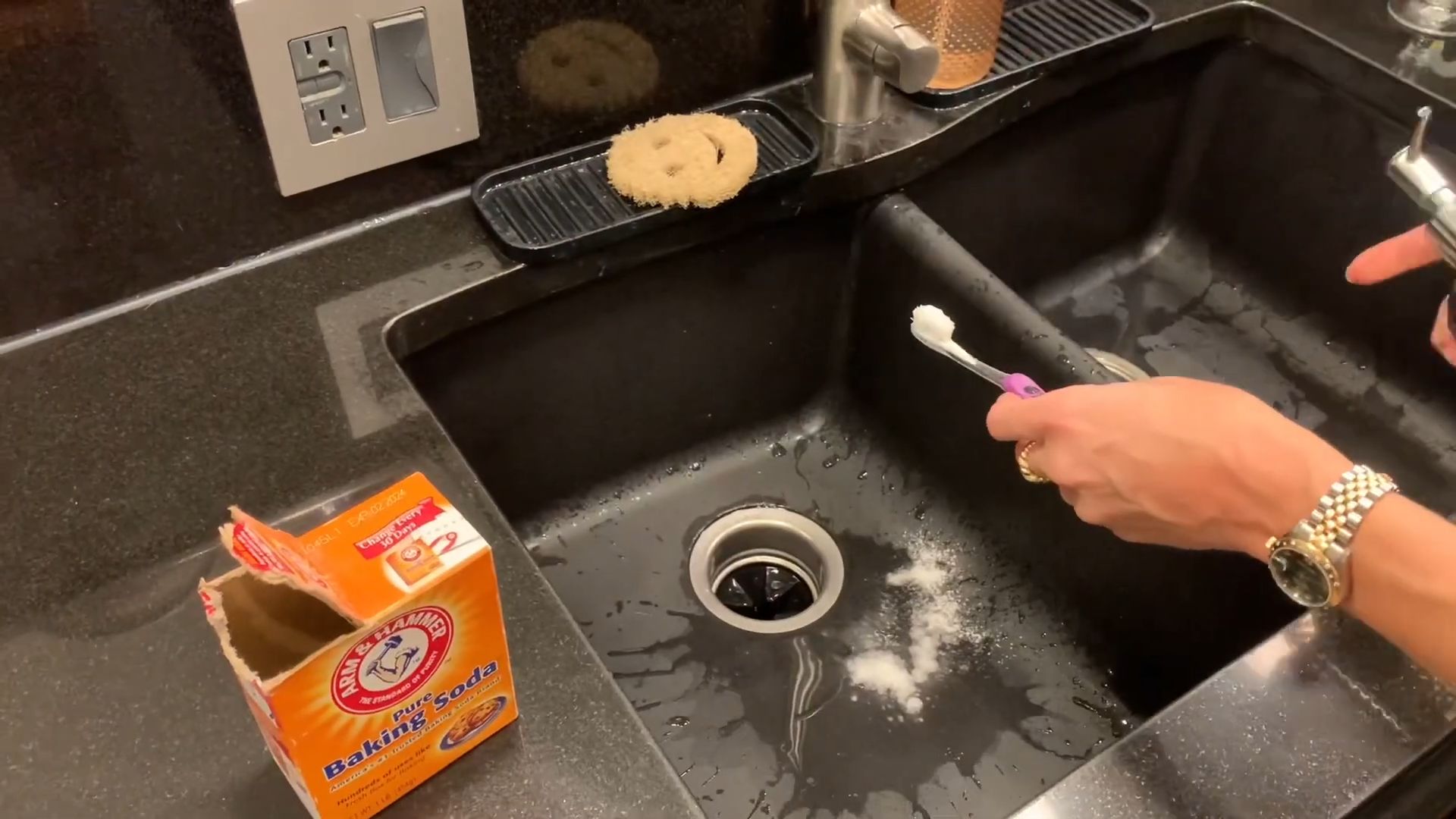 Cleaning hacks for busy people