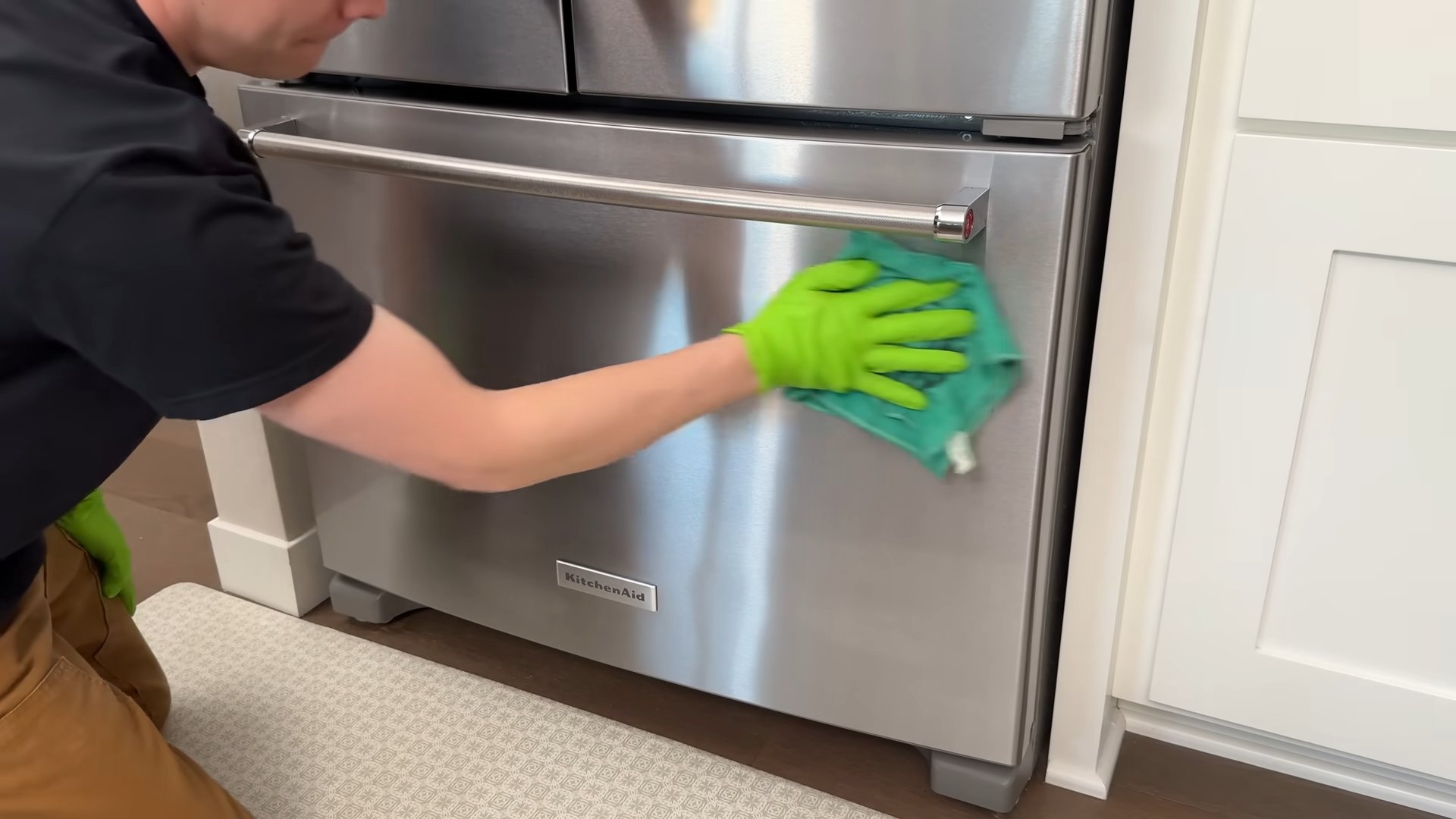 Clean Stainless Steel